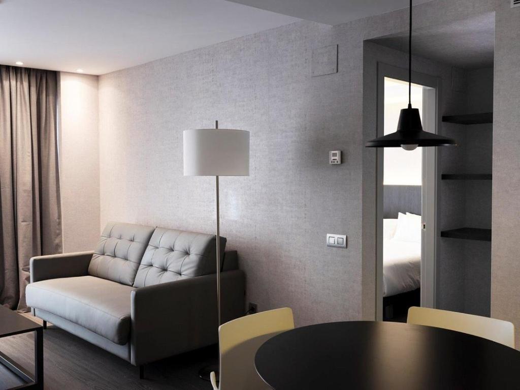 Hg City Suites Barcelona — Foto 1